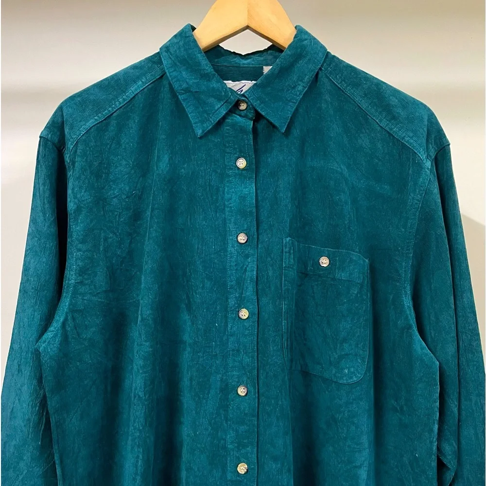 CHIC AUTHENTIC CORDUROY PEACOCK 🦚 GREEN CASUAL SHIRT FOR MEN’S & WOMEN’S - Picture 2 of 5